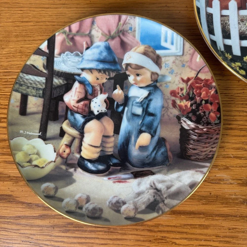 Hummel Little Companions Plate Set of 5 1992 Stormy Weather Surprise